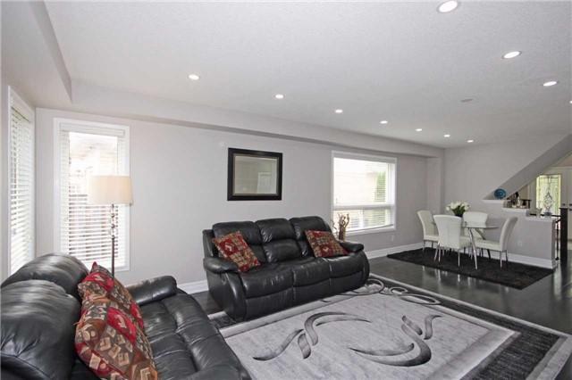 1072 Deacon Dr, House detached with 3 bedrooms, 3 bathrooms and 2 parking in Milton ON | Image 6
