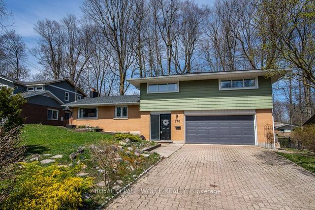 176 Greenbrook Dr, House detached with 4 bedrooms, 3 bathrooms and 4 parking in Kitchener ON | Image 12