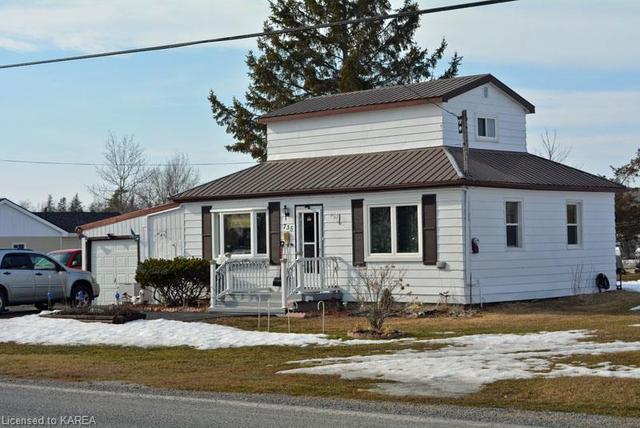 735 Caton Road, House detached with 4 bedrooms, 1 bathrooms and 7 parking in Loyalist ON | Image 5