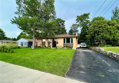 172 Sage Road, House detached with 3 bedrooms, 2 bathrooms and 4 parking in North Bay ON | Card Image