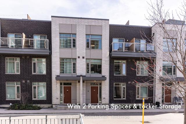 th87 - 15 Applewood Lane, Townhouse with 3 bedrooms, 3 bathrooms and 2 parking in Toronto ON | Image 1