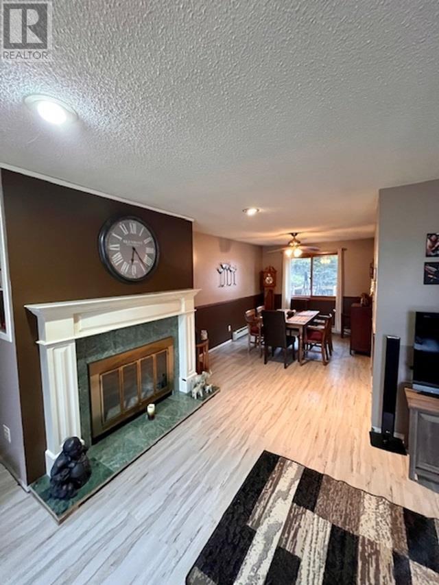 100 Cedar Cres, House detached with 4 bedrooms, 1 bathrooms and null parking in Greenstone ON | Image 7