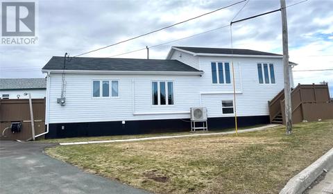 2 Old Road, House detached with 3 bedrooms, 1 bathrooms and null parking in Grand Bank NL | Card Image