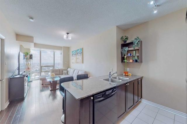 2312 - 3525 Kariya Dr, Condo with 1 bedrooms, 1 bathrooms and 1 parking in Mississauga ON | Image 5