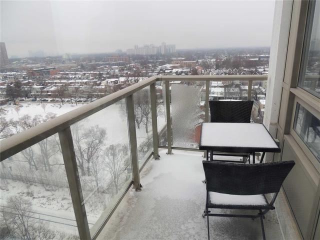 1307 - 812 Lansdowne Ave, Condo with 1 bedrooms, 1 bathrooms and null parking in Toronto ON | Image 12
