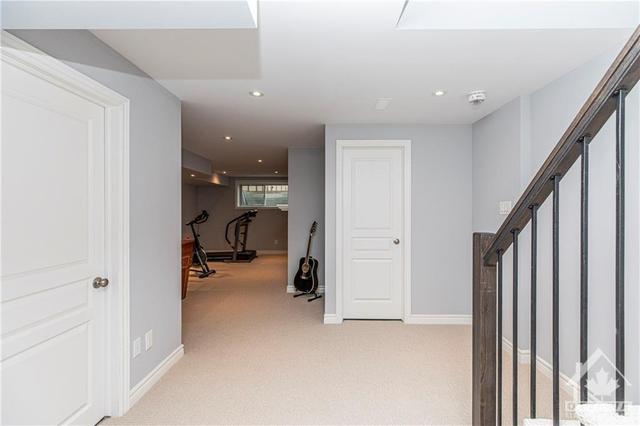 502 Featherfoil Way, Townhouse with 3 bedrooms, 3 bathrooms and 2 parking in Ottawa ON | Image 27