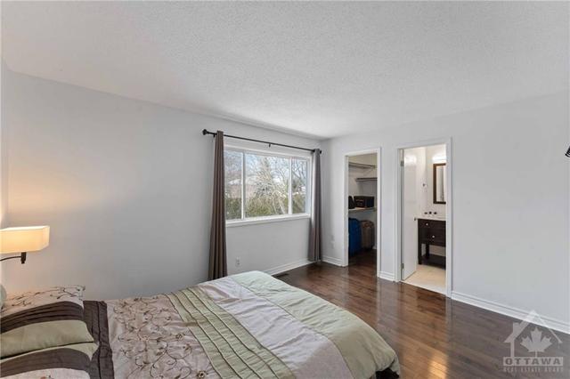 66 Beacon Way, Townhouse with 4 bedrooms, 4 bathrooms and 3 parking in Ottawa ON | Image 12