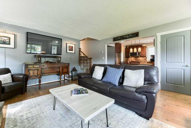 15 Sunhurst Court Se, House detached with 3 bedrooms, 1 bathrooms and null parking in Calgary AB | Image 7