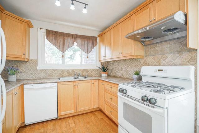 140 Andrea Lane, House detached with 3 bedrooms, 3 bathrooms and 5 parking in Vaughan ON | Image 23
