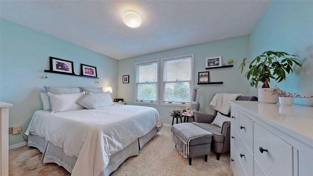29 Redwood Lane, House detached with 3 bedrooms, 3 bathrooms and 6 parking in Markham ON | Image 9