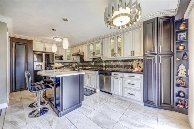 26 Solstice Dr, House detached with 4 bedrooms, 4 bathrooms and 6 parking in Toronto ON | Image 33