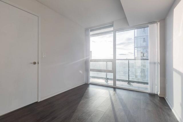 lph11 - 36 Lisgar St, Condo with 2 bedrooms, 2 bathrooms and 1 parking in Toronto ON | Image 2