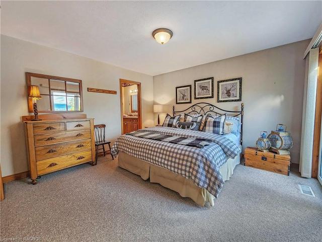 420 Mallory Beach Road, House detached with 4 bedrooms, 3 bathrooms and 6 parking in South Bruce Peninsula ON | Image 17