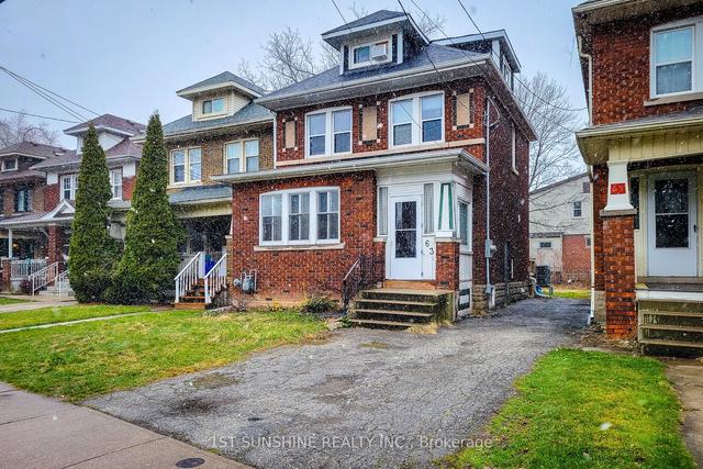 63 Paisley Ave S, House detached with 5 bedrooms, 4 bathrooms and 2 parking in Hamilton ON | Image 12