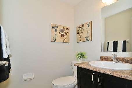 th-18 - 80 Carr St, Townhouse with 2 bedrooms, 2 bathrooms and 1 parking in Toronto ON | Image 4