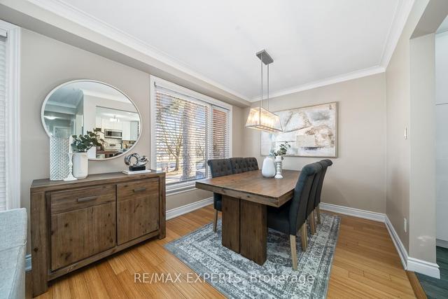 34 Risdon Crt, House detached with 3 bedrooms, 2 bathrooms and 5 parking in Toronto ON | Image 26