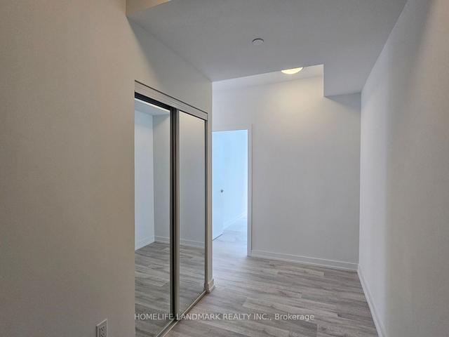s1006 - 8 Olympic Garden Dr, Condo with 3 bedrooms, 2 bathrooms and 1 parking in Toronto ON | Image 13