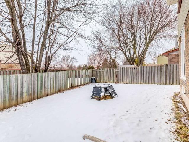 81 Withycombe Cres, House detached with 3 bedrooms, 3 bathrooms and 3 parking in Toronto ON | Image 14