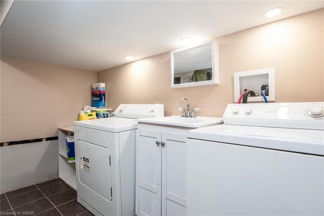184 Courtland Avenue E, House detached with 3 bedrooms, 2 bathrooms and 3 parking in Kitchener ON | Image 33