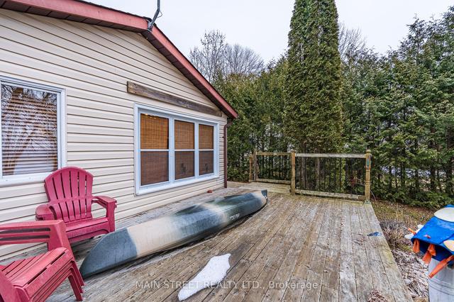 129 Mccrackin Ave, House detached with 2 bedrooms, 1 bathrooms and 6 parking in Kawartha Lakes ON | Image 10