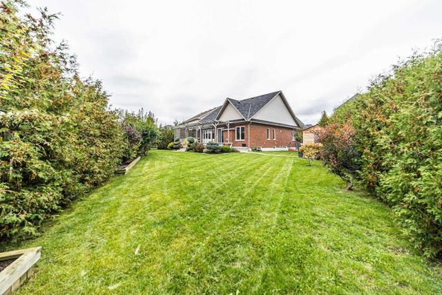 39 Keating Dr, House detached with 2 bedrooms, 3 bathrooms and 8 parking in Clarington ON | Image 32