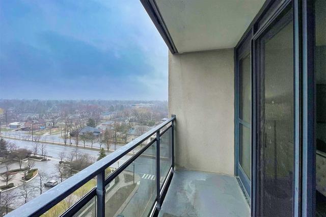 1102 - 28 Hollywood Ave, Condo with 2 bedrooms, 2 bathrooms and 2 parking in Toronto ON | Image 18