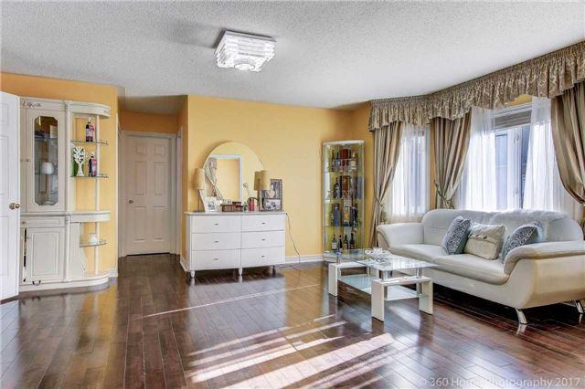 26 Mckennon St, House detached with 5 bedrooms, 5 bathrooms and 2 parking in Markham ON | Image 13
