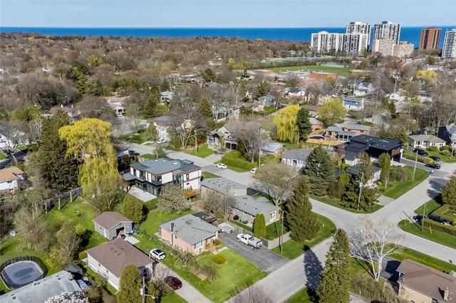 2323 Millward Ave, House detached with 4 bedrooms, 4 bathrooms and 7 parking in Oakville ON | Image 35