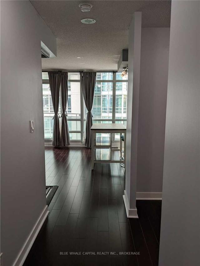 1001 - 381 Front St W, Condo with 1 bedrooms, 1 bathrooms and 0 parking in Toronto ON | Image 12