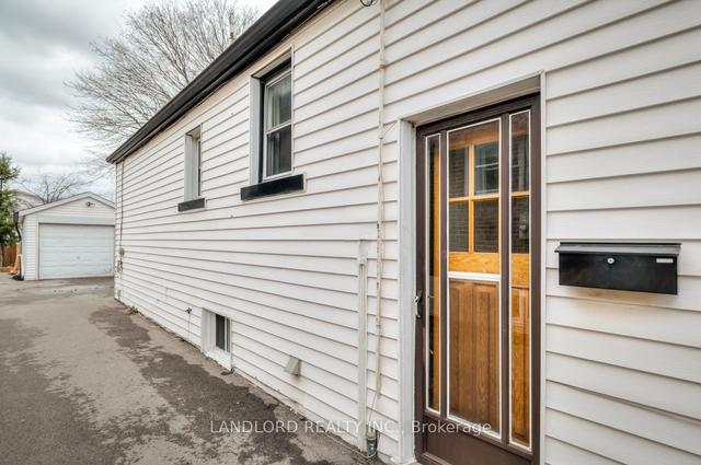 65 Manitoba St, House semidetached with 2 bedrooms, 2 bathrooms and 2 parking in Toronto ON | Image 19