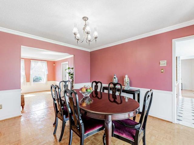 56 Longwater Chse, House detached with 3 bedrooms, 3 bathrooms and 5 parking in Markham ON | Image 2