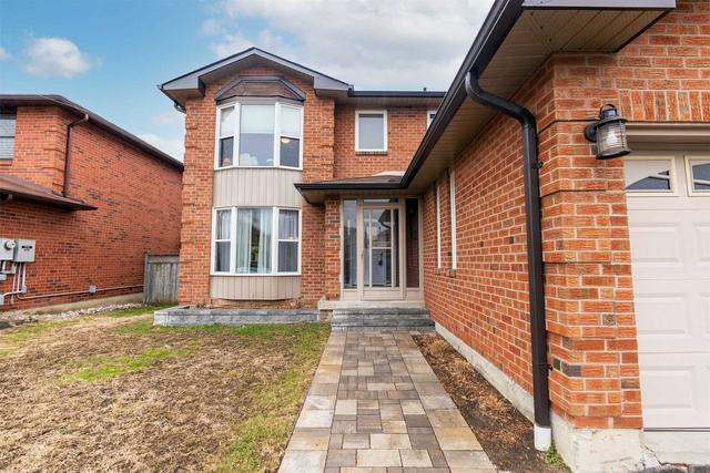 81 Rollo Dr, House detached with 4 bedrooms, 3 bathrooms and 4 parking in Ajax ON | Image 12