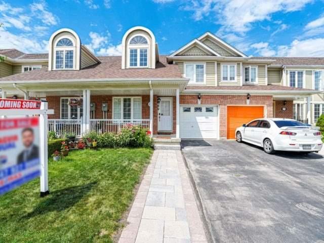 29 Irene Cres, House attached with 3 bedrooms, 3 bathrooms and 2 parking in Brampton ON | Image 1