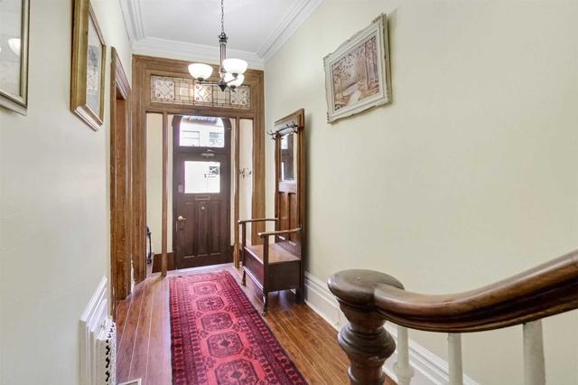 142 Seaton St, House detached with 7 bedrooms, 5 bathrooms and 0 parking in Toronto ON | Image 35