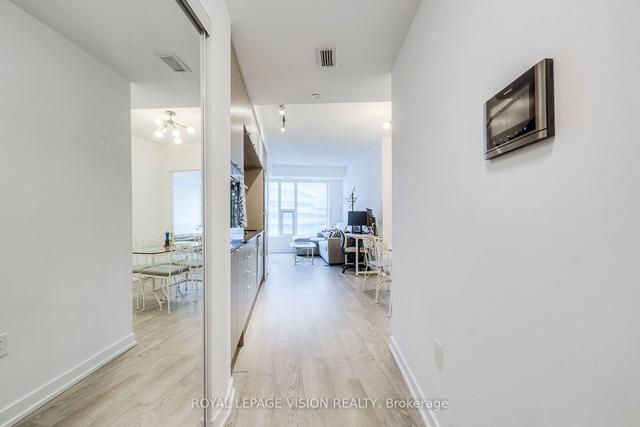 2312 - 10 York St, Condo with 1 bedrooms, 1 bathrooms and 0 parking in Toronto ON | Image 40
