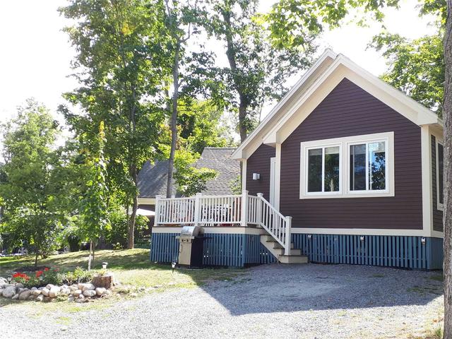 5 Farm View Lane, House detached with 2 bedrooms, 2 bathrooms and 2 parking in Prince Edward County ON | Image 2