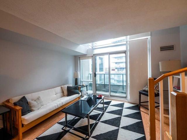 831 - 600 Fleet St, Condo with 1 bedrooms, 2 bathrooms and 0 parking in Toronto ON | Image 6