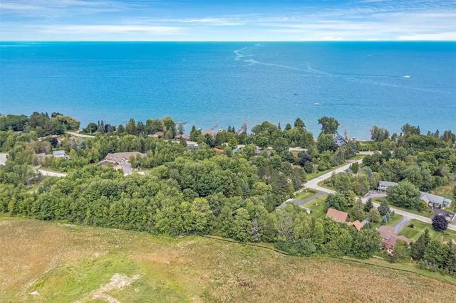 122 Algonquin Dr, House detached with 4 bedrooms, 3 bathrooms and 10 parking in Meaford ON | Image 2