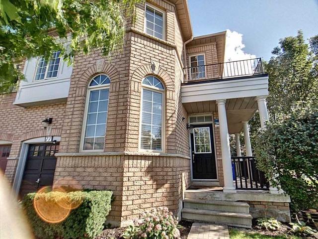 77 Oakford Dr, House semidetached with 4 bedrooms, 3 bathrooms and 2 parking in Markham ON | Image 1