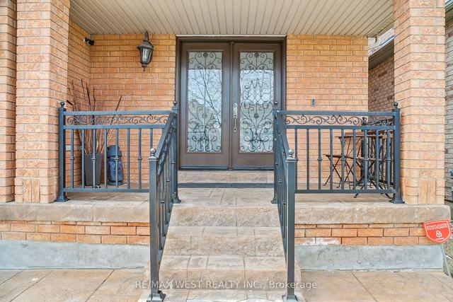 86 El Camino Way, House detached with 4 bedrooms, 5 bathrooms and 6 parking in Brampton ON | Image 12