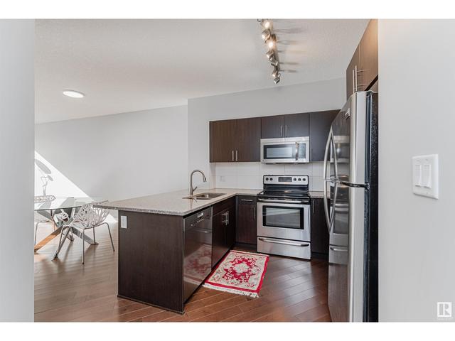 1503 - 10152 104 St Nw, Condo with 2 bedrooms, 2 bathrooms and 1 parking in Edmonton AB | Image 8