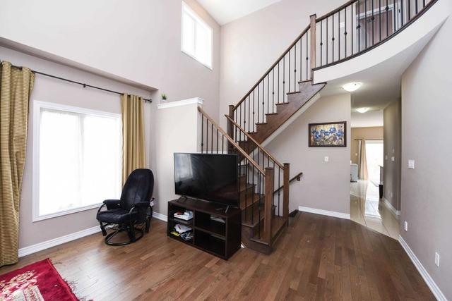 26 Lobelia St, Townhouse with 3 bedrooms, 4 bathrooms and 2 parking in Brampton ON | Image 25