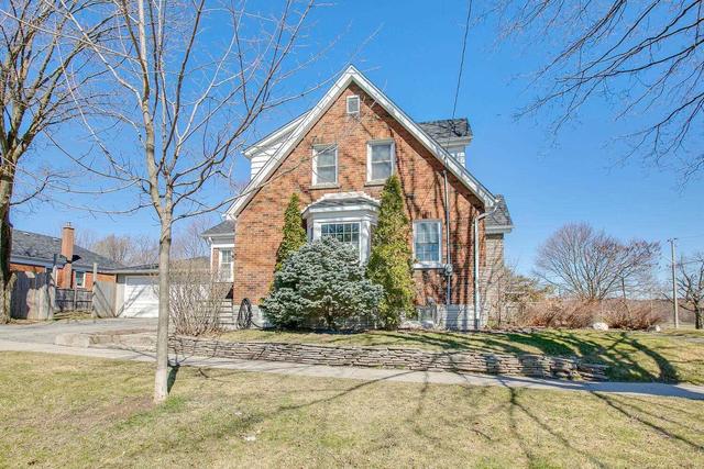 168 Cadillac Ave N, House detached with 3 bedrooms, 2 bathrooms and 5 parking in Oshawa ON | Image 30