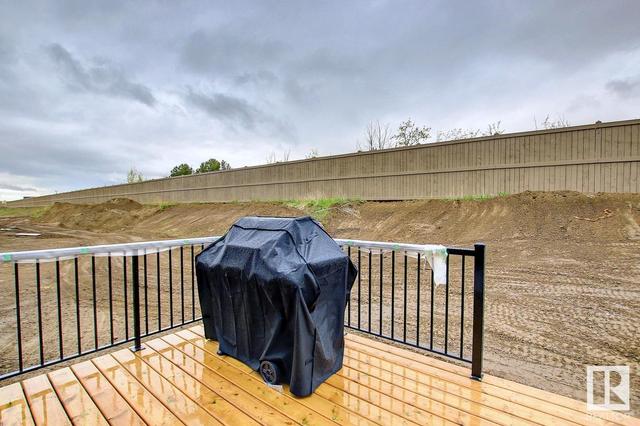22518 99a Av Nw, House detached with 5 bedrooms, 3 bathrooms and null parking in Edmonton AB | Image 9
