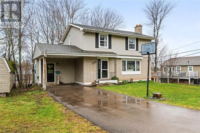 205 Mcallister Rd, House detached with 5 bedrooms, 2 bathrooms and null parking in Riverview NB | Image 3
