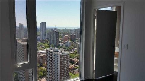 3302 - 75 St Nicholas St, Condo with 2 bedrooms, 2 bathrooms and 1 parking in Toronto ON | Image 15