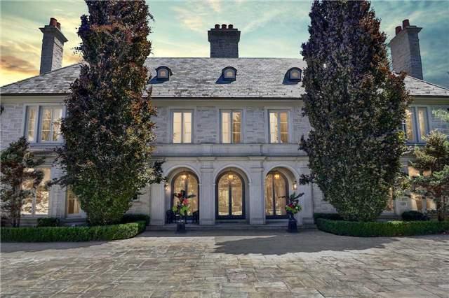 91 Old Colony Rd, House detached with 5 bedrooms, 11 bathrooms and 25 parking in Toronto ON | Image 2