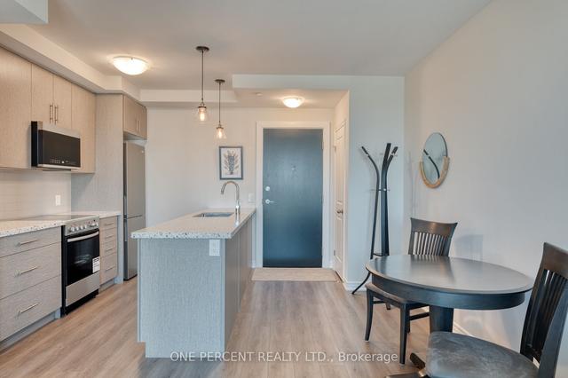 605 - 2750 King St E, Condo with 1 bedrooms, 1 bathrooms and 1 parking in Hamilton ON | Image 3