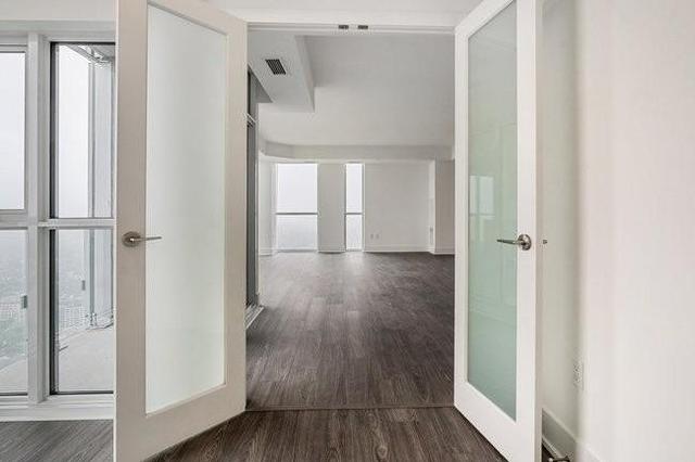 5102 - 1 Yorkville Ave, Condo with 2 bedrooms, 3 bathrooms and 2 parking in Toronto ON | Image 5