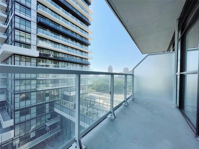 712 - 251 Manitoba St W, Condo with 1 bedrooms, 1 bathrooms and 1 parking in Toronto ON | Image 4